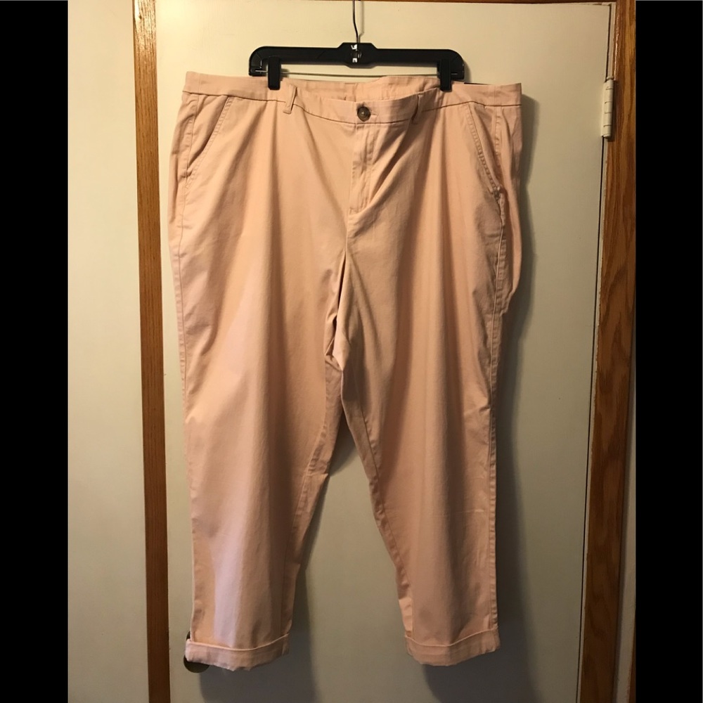 Light pink crop pant cotton blend